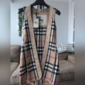 Burberry Women's Trenchcoat Warmer, Size US 4